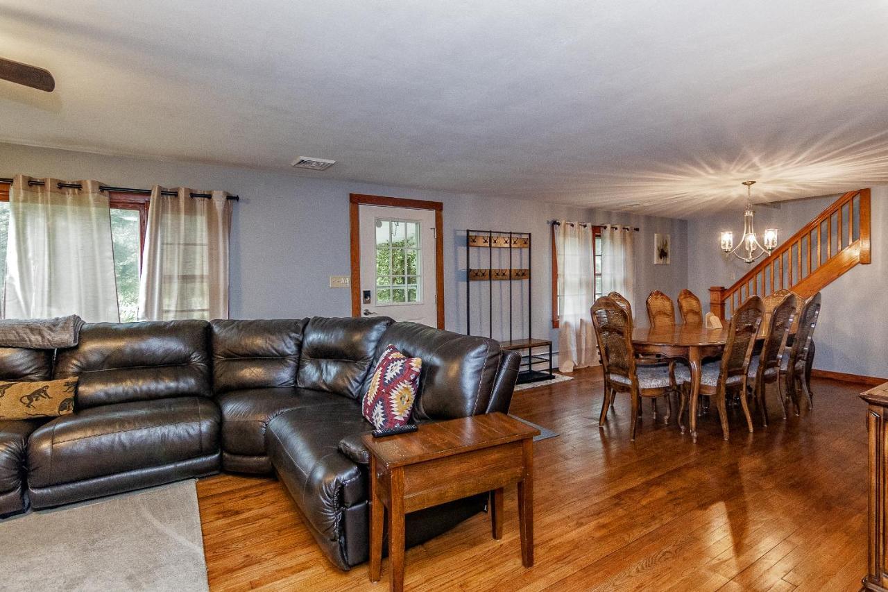 Private Creek Access - On One Acre Holiday home Tannersville